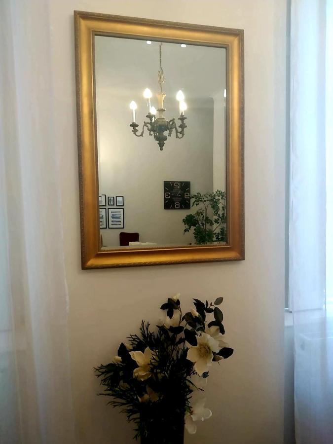 Your Gorgeous And Spacious Dream Home Free Parking Budapest Eksteriør billede